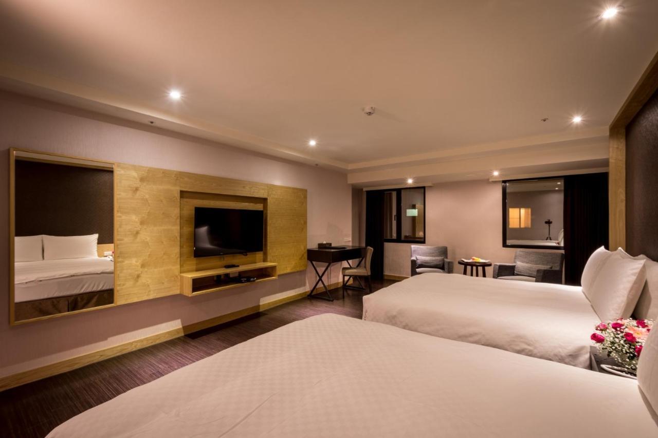 Jai Chateau Hotels & Hostels Тайнан Екстериор снимка