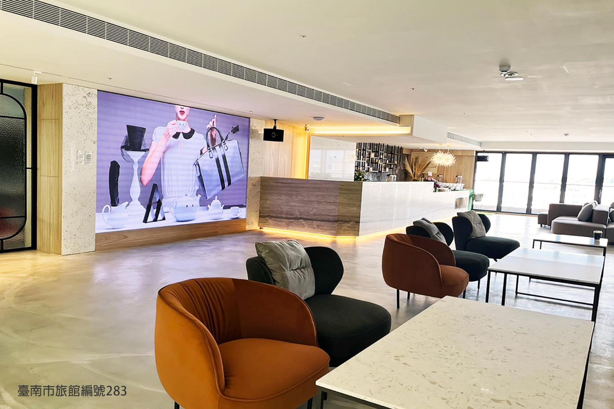 Jai Chateau Hotels & Hostels Тайнан Екстериор снимка